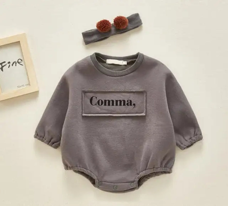 New 2022 Baby Girls Boys Bodysuits Baby Simple Embroidery Loose Package Fart Creeper Sweater Spring Autumn Baby Bodysuit